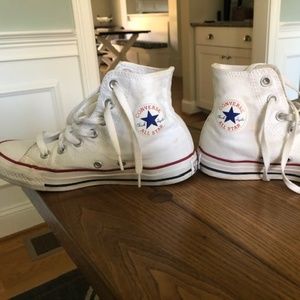 White Converse All Stars-sale pending